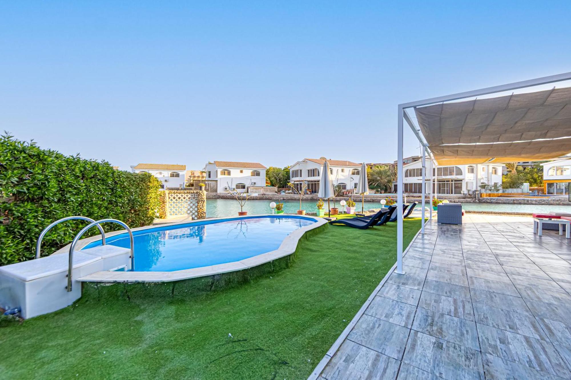 Aden Beach - Sea View Room With Beach Access In Villa Hurghada Exteriör bild